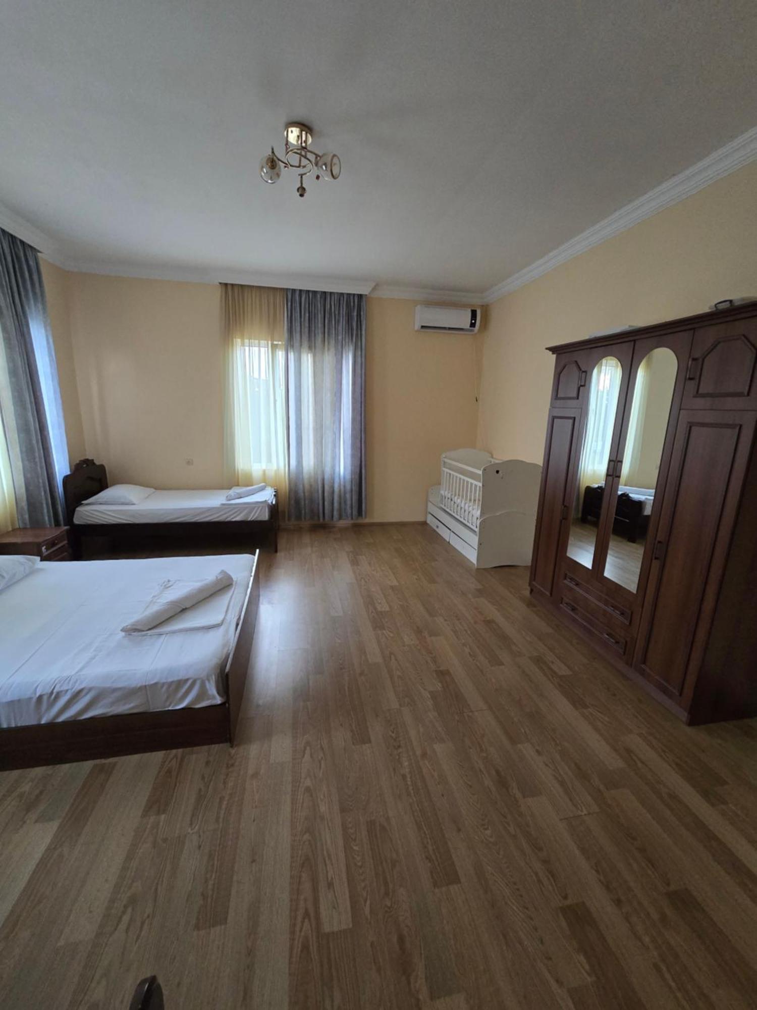 Mziuri Cozy Guesthouse Kobuleti Kültér fotó